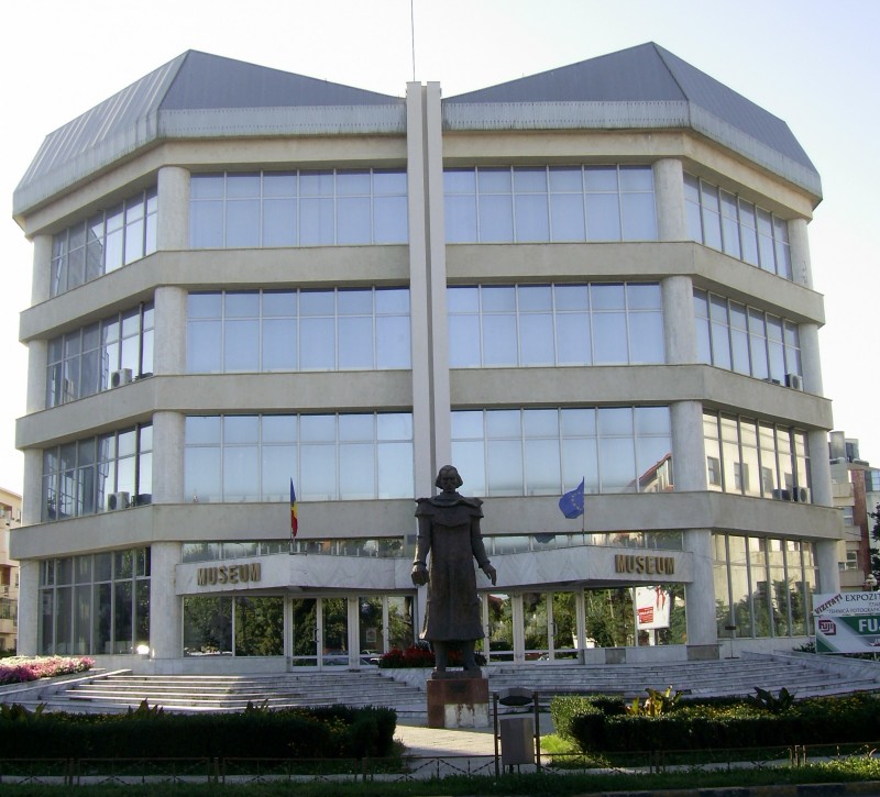 Complexul Muzeal Iulian Antonescu