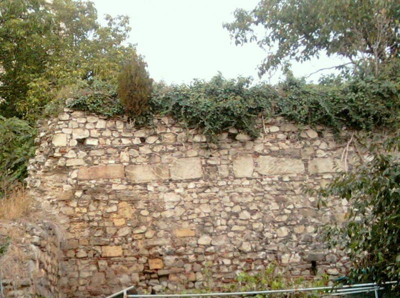 Ruinele fortificatiei medievale din Turda-Veche