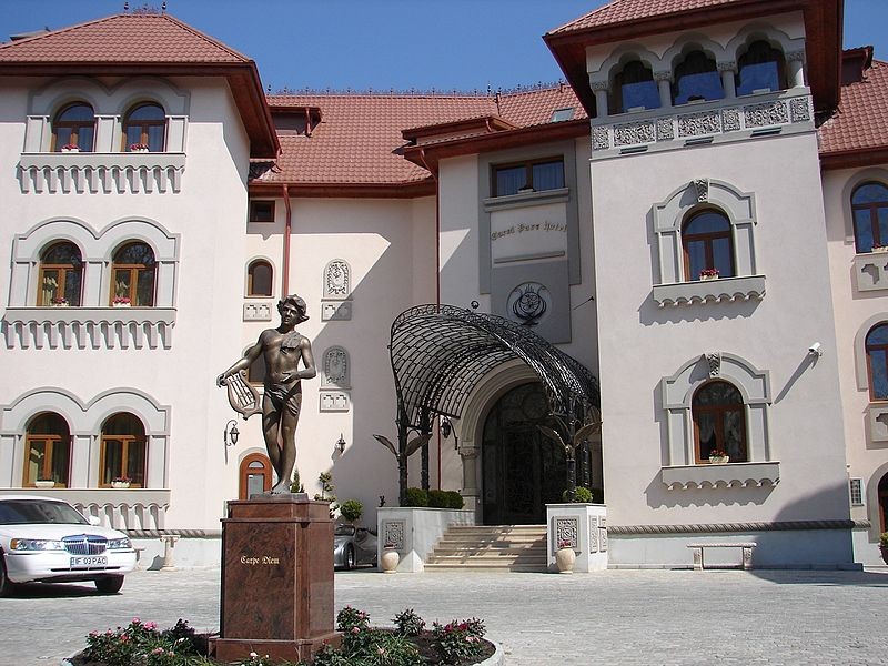 Palatul Suter