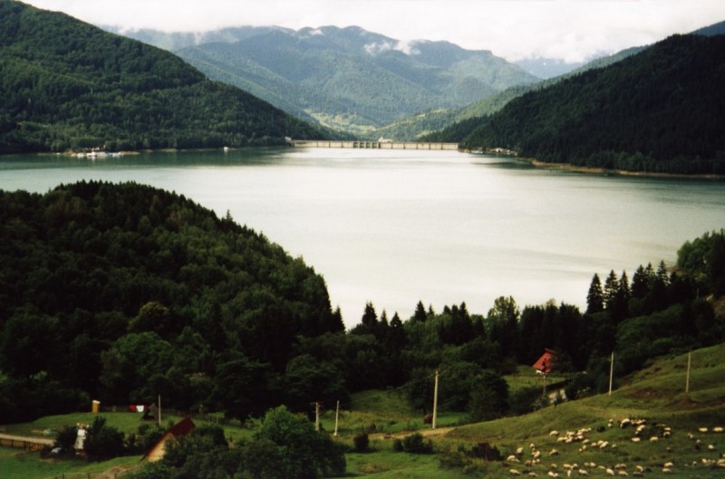Lacul Izvorul Muntelui