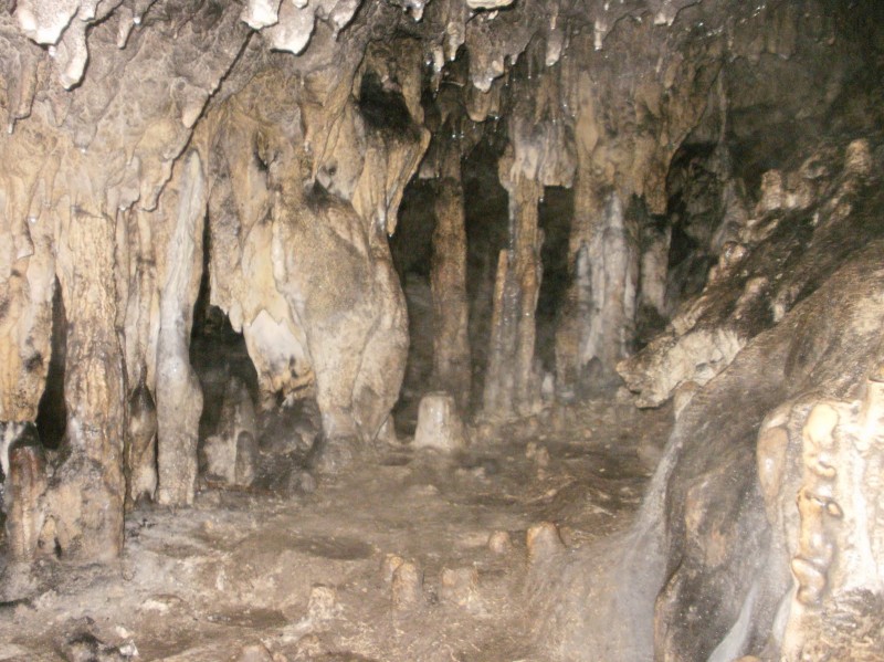 Pestera Munticelu
