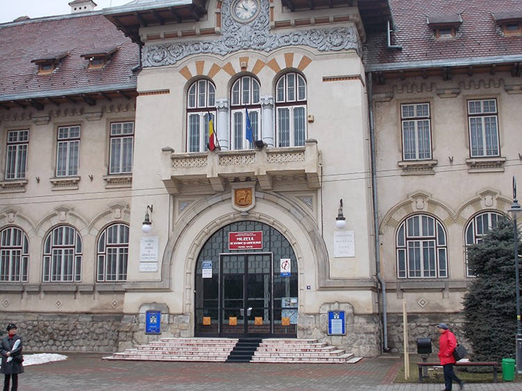 Muzeul de Istorie si Arheologie