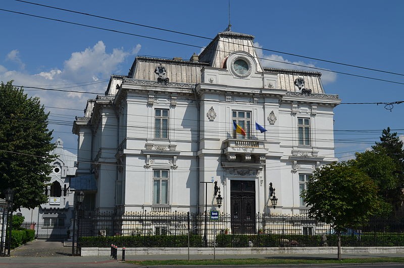 Muzeul Judetean de Arta Prahova Ion Ionescu-Quintus