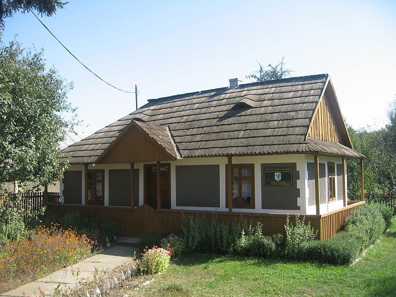 Casa Memoriala Eusebiu Camilar